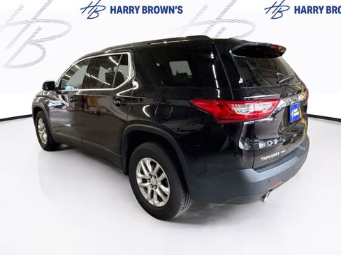 Used 2021 Chevrolet Traverse LT AWD/4WD image 2