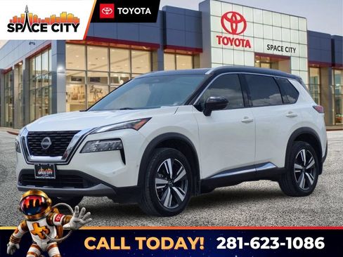 Used 2023 Nissan Rogue SL w/ SL Premium Package FWD image 1