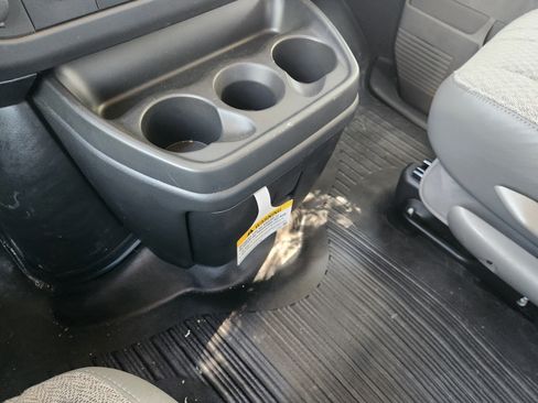 New 2025 Chevrolet Express 3500 w/ Power Convenience Package image 20