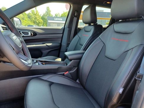 New 2026 Jeep Compass Trailhawk AWD/4WD image 10