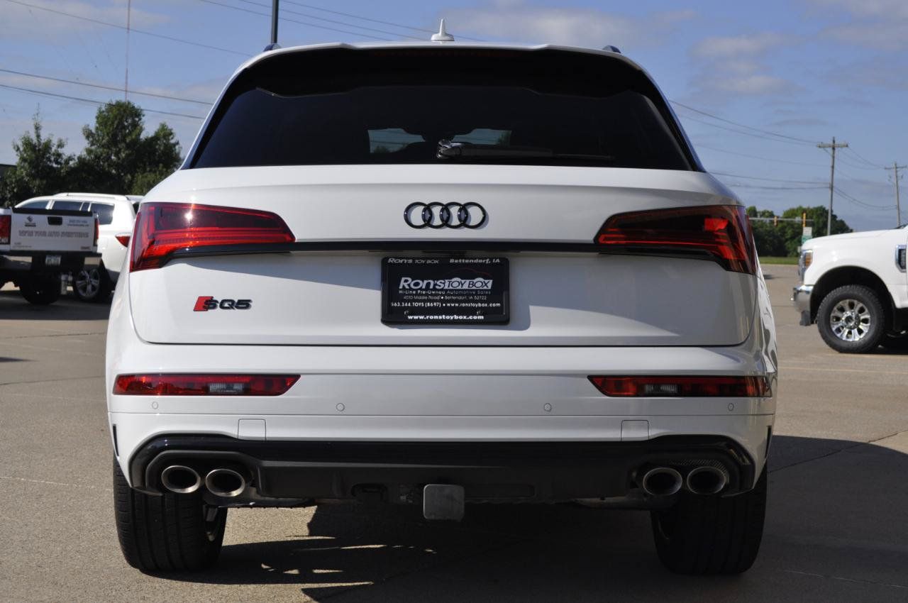 Used 2024 Audi SQ5 Prestige AWD/4WD image 6