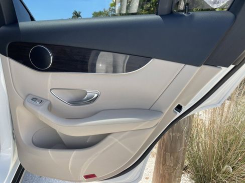 Used 2018 Mercedes-Benz GLC 300 image 20