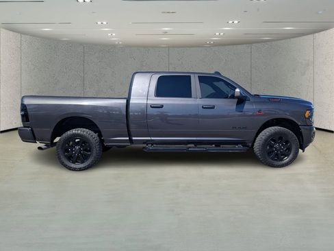 Used 2022 RAM 2500 Big Horn w/ Night Edition image 2
