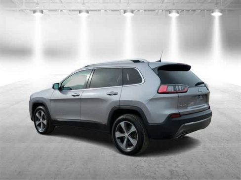 Used 2019 Jeep Cherokee Limited image 6