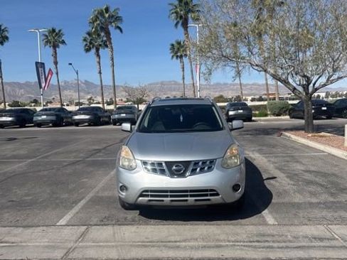 Used 2013 Nissan Rogue SV w/ Premium Pkg image 1