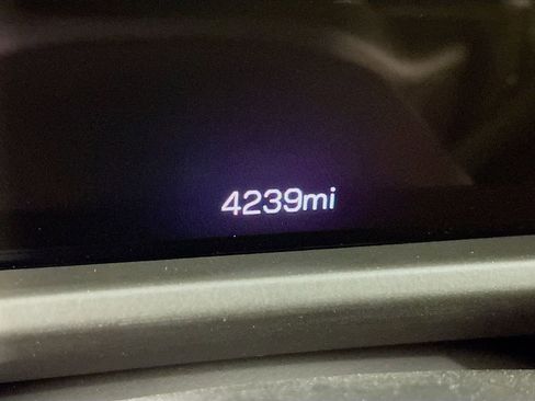 Used 2026 GMC Acadia Elevation image 13