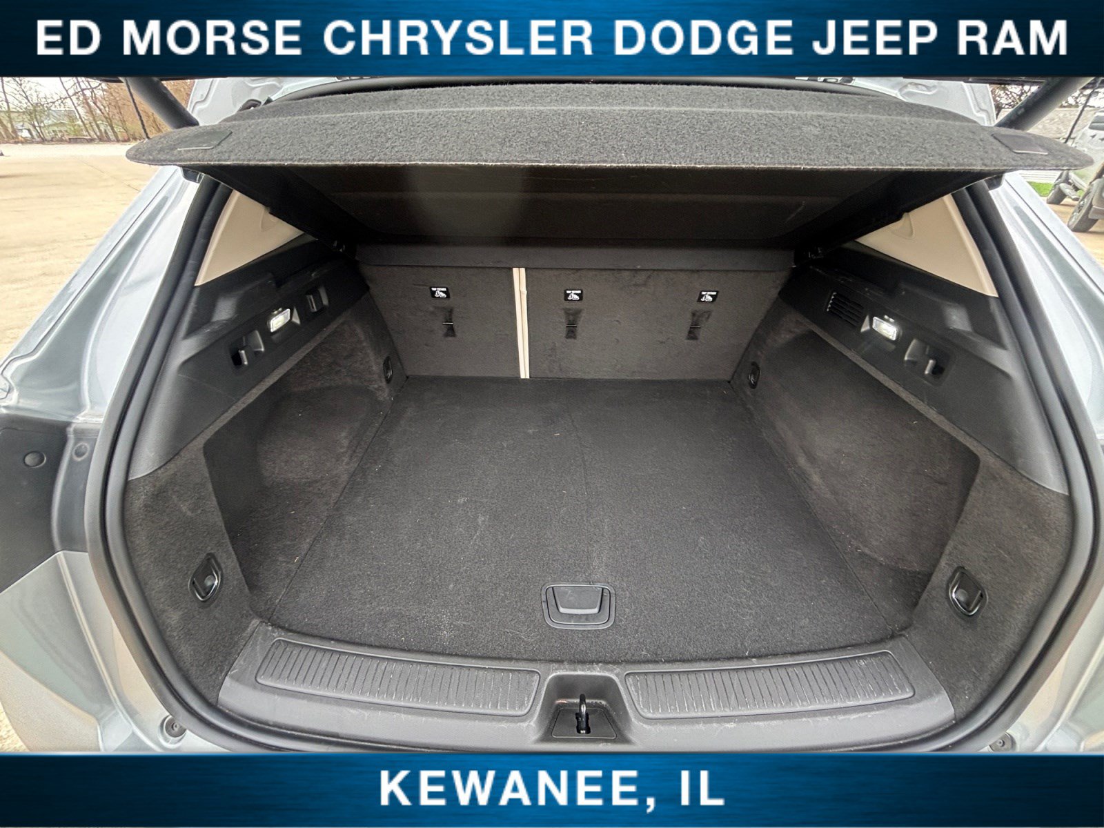 Used 2023 Buick Envision Avenir AWD/4WD image 19