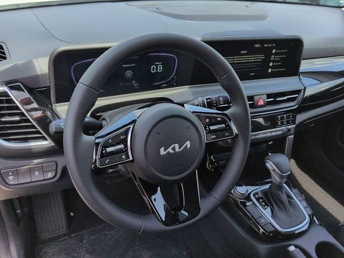 New 2026 Kia Seltos S FWD image 9