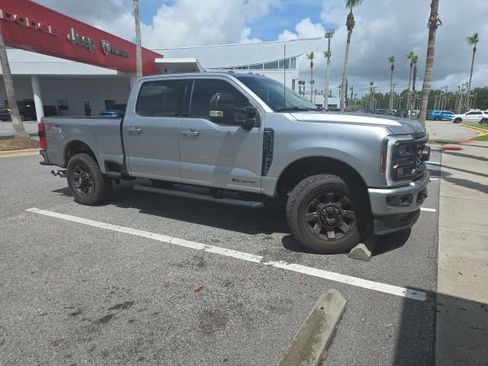 Used 2024 Ford F250 Lariat w/ Sport Appearance Package AWD/4WD image 5