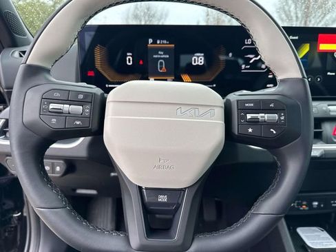 New 2026 Kia K4 GT-Line image 24