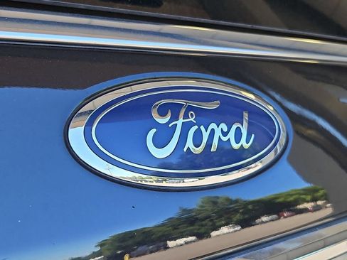Used 2021 Ford Expedition Limited AWD/4WD image 25