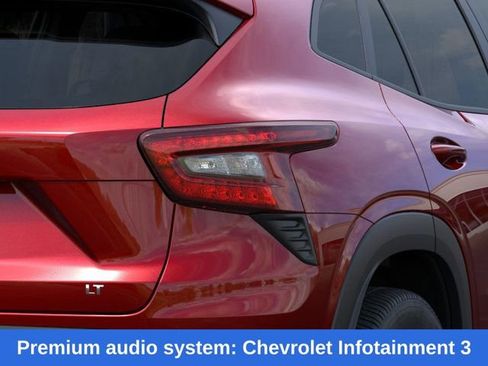 New 2026 Chevrolet Trax LT w/ Sunroof Package image 12