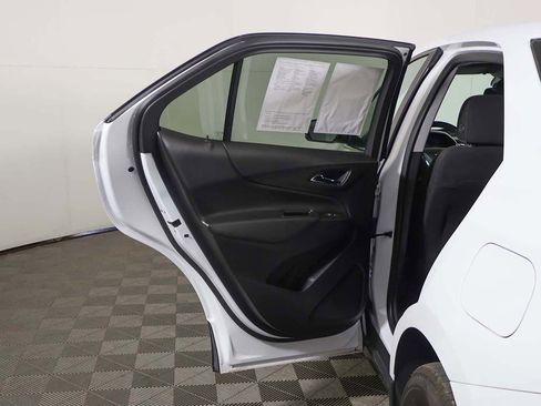 Used 2024 Chevrolet Equinox LT AWD/4WD image 19