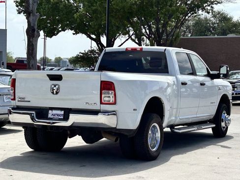 Used 2024 RAM 3500 Big Horn AWD/4WD image 4