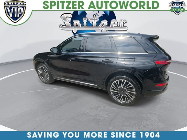 Used 2022 Lincoln Corsair AWD w/ Premium Package image 7