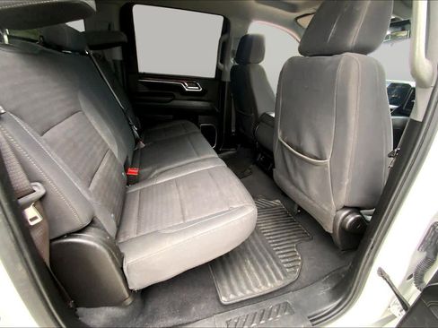 Used 2024 Chevrolet Silverado 2500 LT AWD/4WD image 20