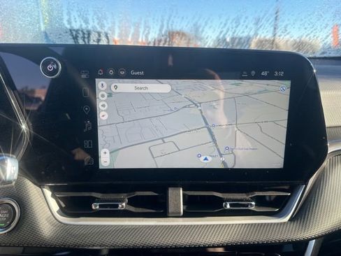 New 2026 Chevrolet Equinox LT w/ LPO, Floor Liner Package image 24