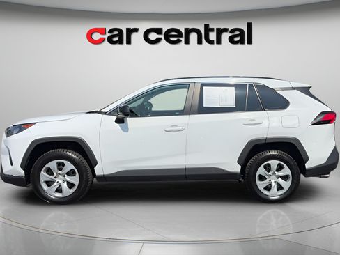 Used 2020 Toyota RAV4 LE w/ Carpet Mat Package AWD/4WD image 2