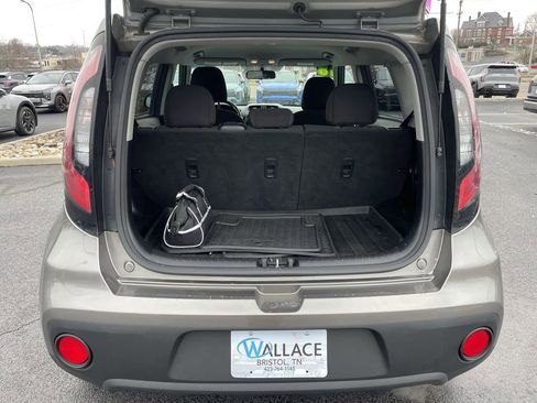 Used 2018 Kia Soul image 32