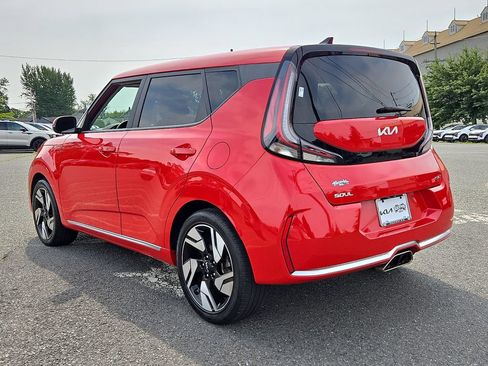 Certified 2023 Kia Soul GT-Line w/ GT-Line Technology Package FWD image 4