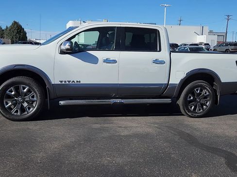 Used 2021 Nissan Titan Platinum Reserve w/ Moonroof Package image 2