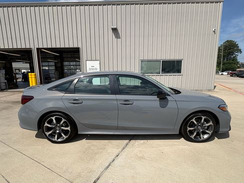 Certified 2026 Honda Civic Sport Touring image 9