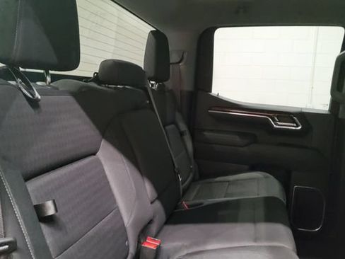 Used 2022 GMC Sierra 1500 Elevation w/ LPO, Elevation Black Package AWD/4WD image 24