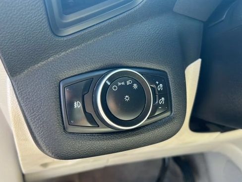 Used 2016 Ford Escape SE w/ Equipment Group 201A AWD/4WD image 21