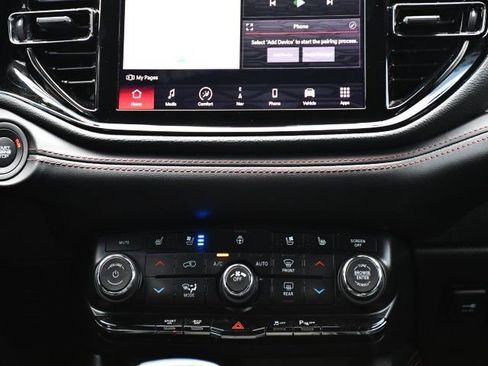 Used 2021 Dodge Durango R/T w/ Blacktop Package AWD/4WD image 39