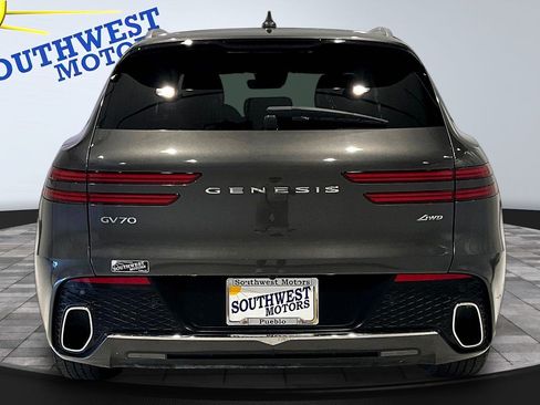 Used 2025 Genesis GV70 2.5T AWD/4WD image 6