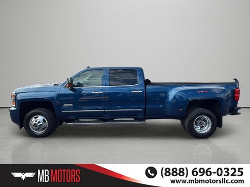Used 2018 Chevrolet Silverado 3500 High Country AWD/4WD image 2