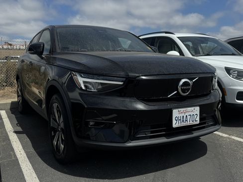 Used 2023 Volvo C40 P8 Recharge Plus w/ Protection Package Premier AWD/4WD image 2
