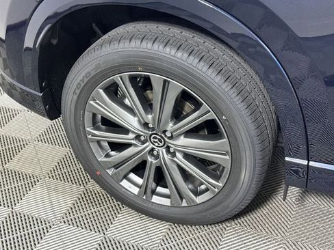 New 2025 MAZDA CX-5 Signature image 10