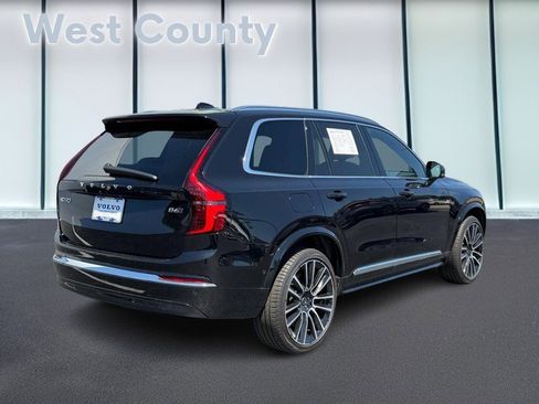 Certified 2025 Volvo XC90 B6 Plus AWD/4WD image 4