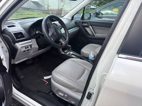 Used 2015 Subaru Forester 2.5i Limited AWD/4WD image 9