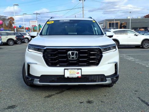 Used 2023 Honda Pilot Elite image 2