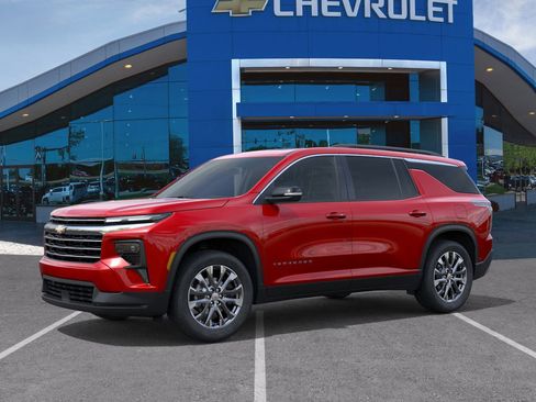 New 2026 Chevrolet Traverse LT w/ Sun and Wheel Package FWD image 30