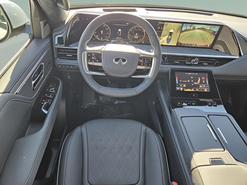 New 2026 INFINITI QX80 Autograph w/ Premium Cargo Package image 16