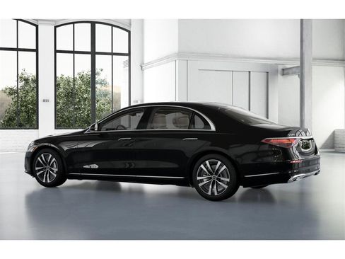 New 2026 Mercedes-Benz S 580 4MATIC Sedan image 31