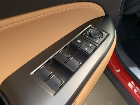 Certified 2025 Lexus NX 250 FWD w/ Towing Package (2000 Lbs) image 15