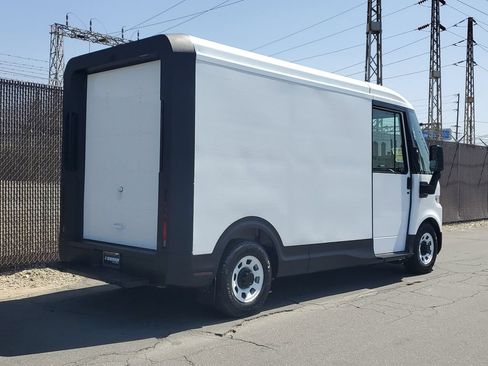 New 2025 Chevrolet Brightdrop 400 w/ Battery Pack, Max Range AWD/4WD image 4