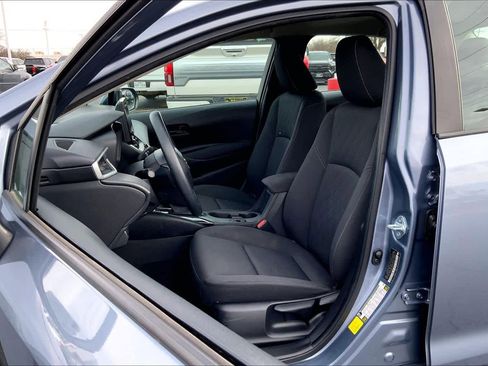 Used 2024 Toyota Corolla LE image 8