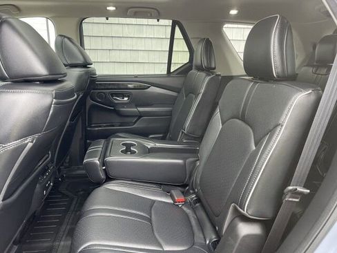 Used 2023 Honda Pilot Elite image 16