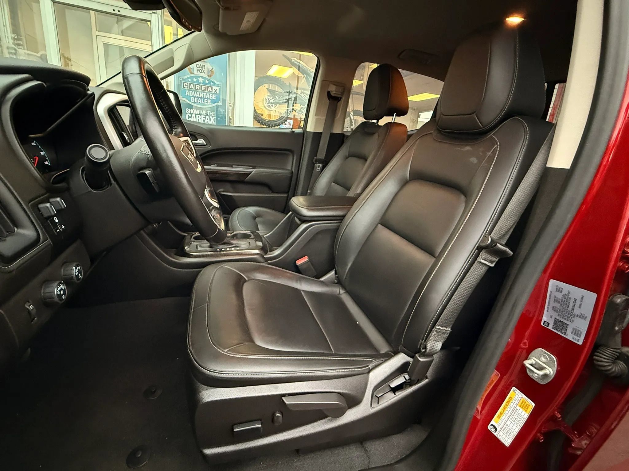 Used 2022 GMC Canyon Elevation w/ Elevation Premium Package AWD/4WD image 8