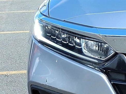 Used 2020 Honda Accord LX image 14
