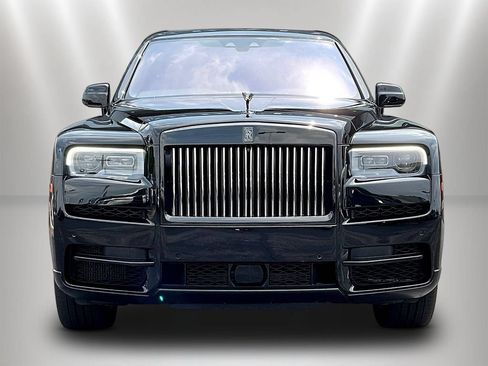 Used 2020 Rolls-Royce Cullinan Black Badge AWD/4WD image 2