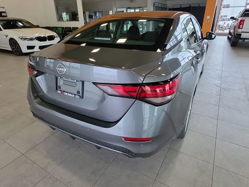 Used 2025 Nissan Sentra S FWD image 8