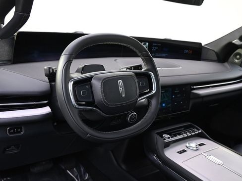 New 2025 Lincoln Navigator L Reserve w/ Jet Appearance Package image 11