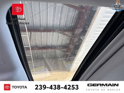 Certified 2024 Toyota Highlander XLE image 10