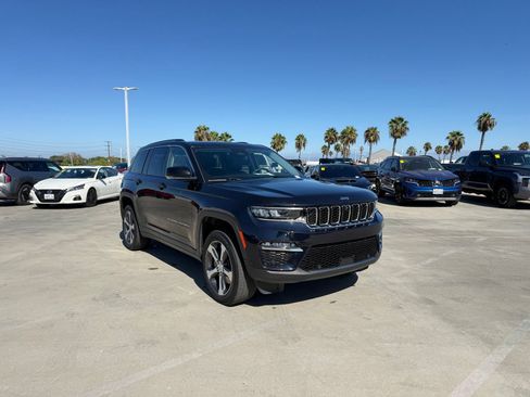 Used 2023 Jeep Grand Cherokee 4WD 4xe w/ Luxury Tech Group II image 4